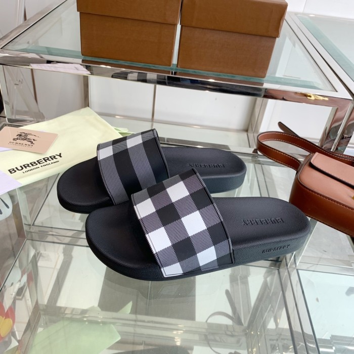 1:1 quality version Classic Check War Horse Print Slipperss 8 colors
