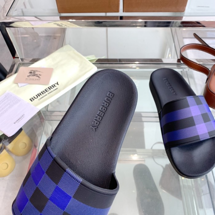 1:1 quality version Classic Check War Horse Print Slipperss 8 colors