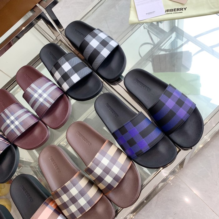 1:1 quality version Classic Check War Horse Print Slipperss 8 colors