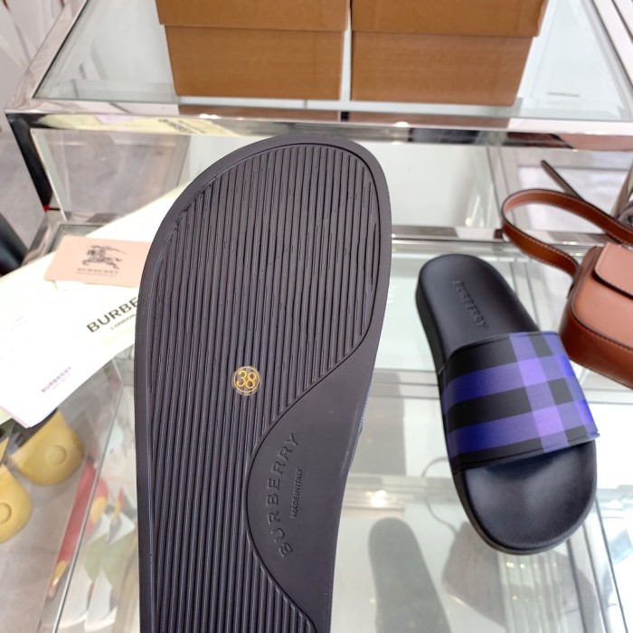 1:1 quality version Classic Check War Horse Print Slipperss 8 colors