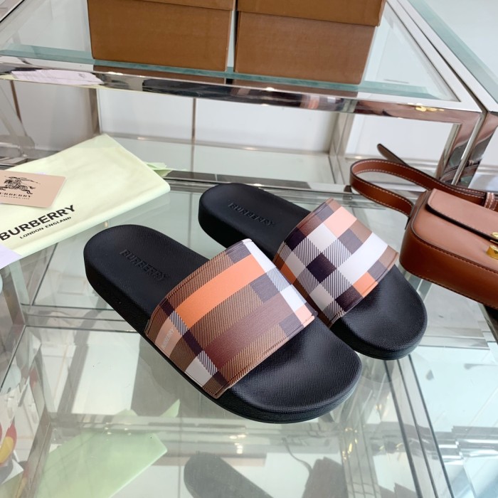 1:1 quality version Classic Check War Horse Print Slipperss 8 colors