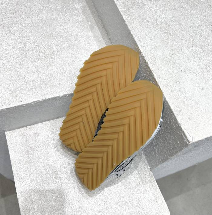 1:1 quality version Mesh Woven Retro Sport Running Shoes 18 colors