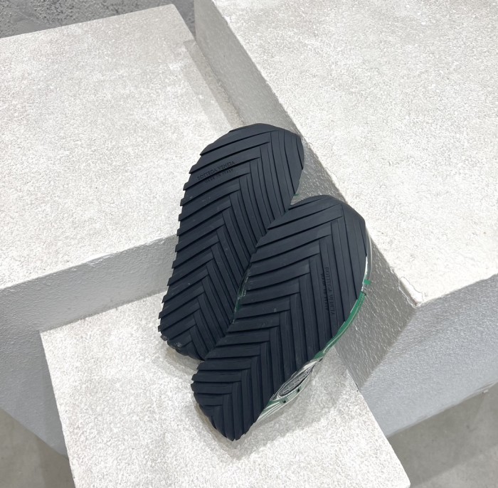 1:1 quality version Mesh Woven Retro Sport Running Shoes 18 colors