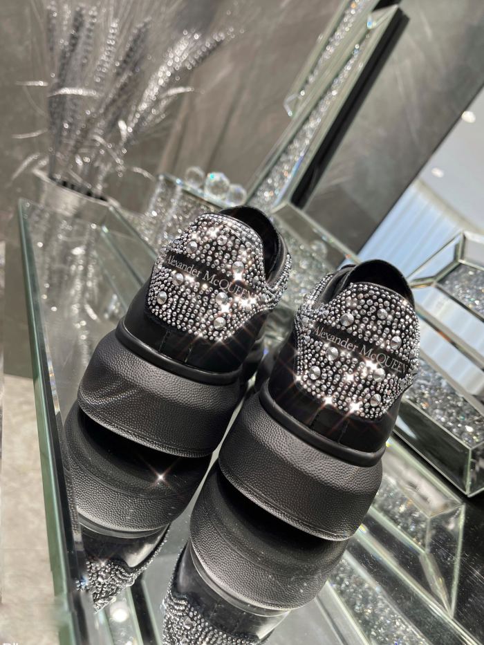 1:1 quality version Shoe Tail Rhinestone Monogram Sneakers 16 colors