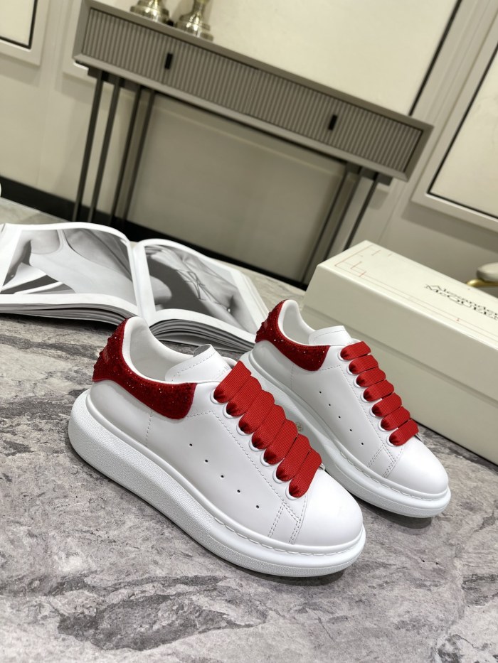 1:1 quality version Shoe Tail Rhinestone Monogram Sneakers 16 colors