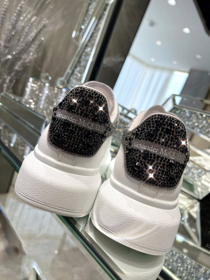 1:1 quality version Gradient Colorblocking Drill Tail Letter Print White Shoes 3 colors