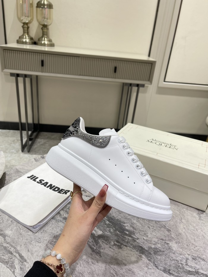 1:1 quality version Gradient Colorblocking Drill Tail Letter Print White Shoes 3 colors