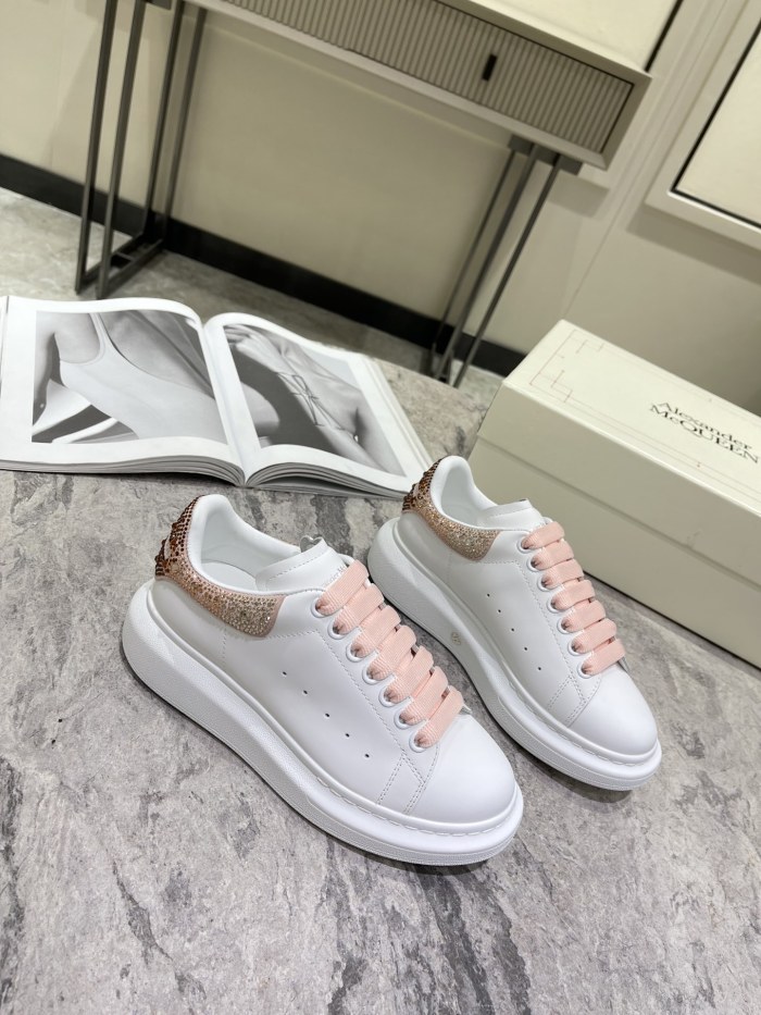 1:1 quality version Gradient Colorblocking Drill Tail Letter Print White Shoes 3 colors