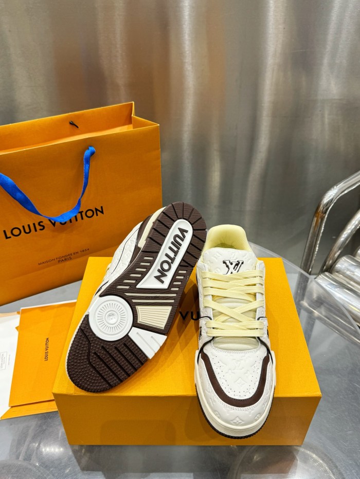 1:1 quality version Floral Logo Print Leather Sneakers 2 colors