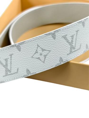  1:1 quality version Plaid Letter Buckle White Belt