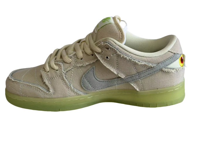 N  Dunk Glow-in-the-Dark Mummy Low Top Board Shoes