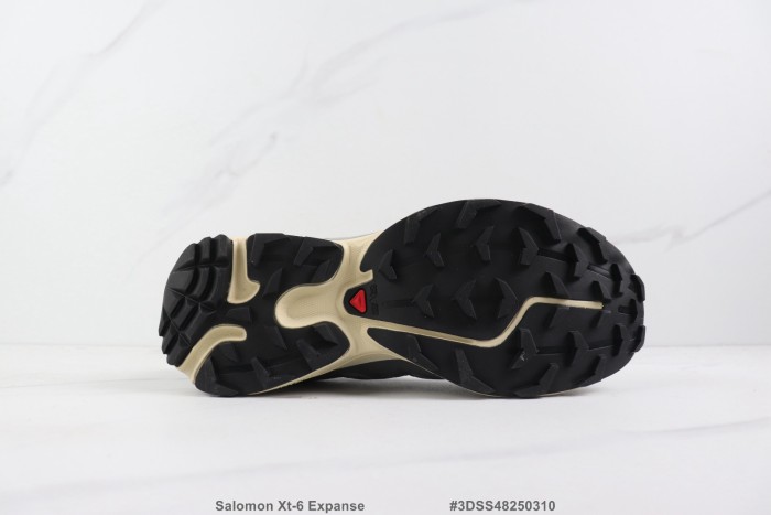 27892337 Xt-6 Expanse Running Shoes