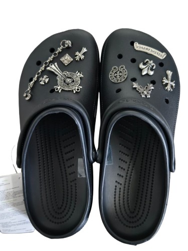 27895915 Silver Embellished Hole Shoes