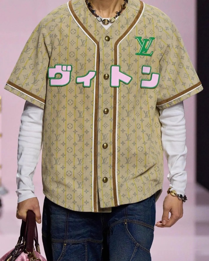 1:1 quality version 27931615 Japanese Embroidery tee