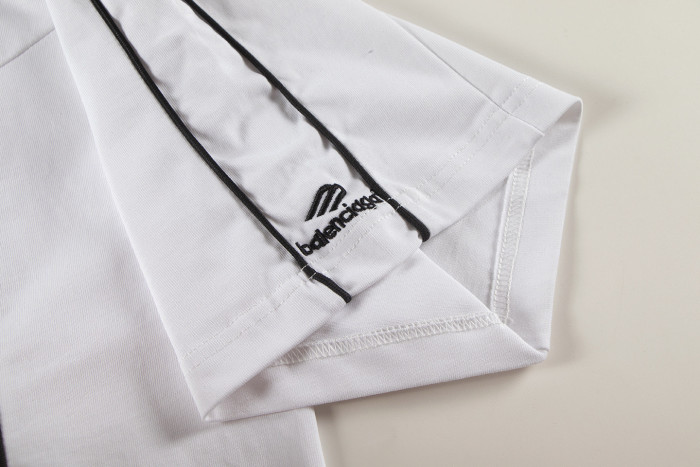 27956969 Embroidered Letter T-Shirt 2 colors