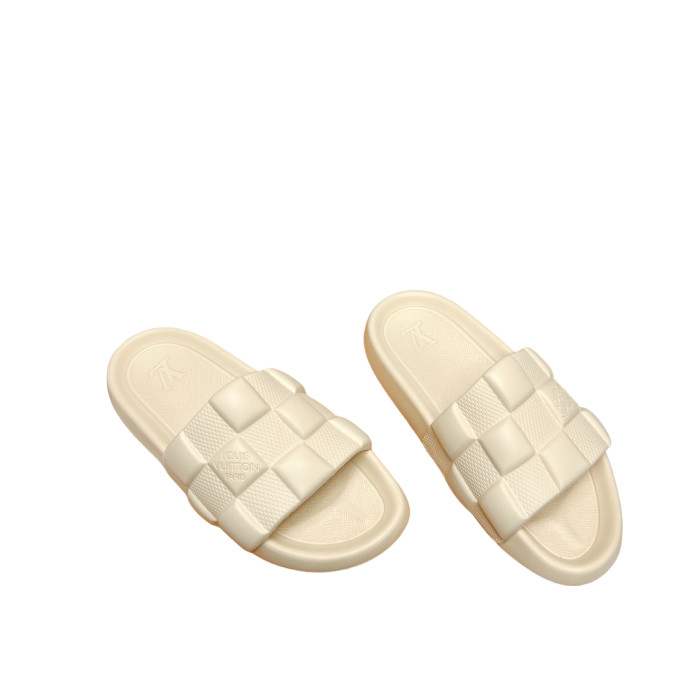 1:1 quality version 27977648 diamond check slippers 3 colors