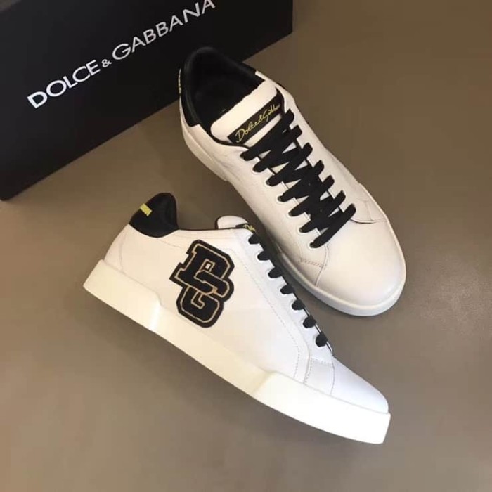 DOLCE    G@BB@N@ PORTOFINO SNEAKERS IN NAPPA CALFSKIN WITH PATCHES   DG15