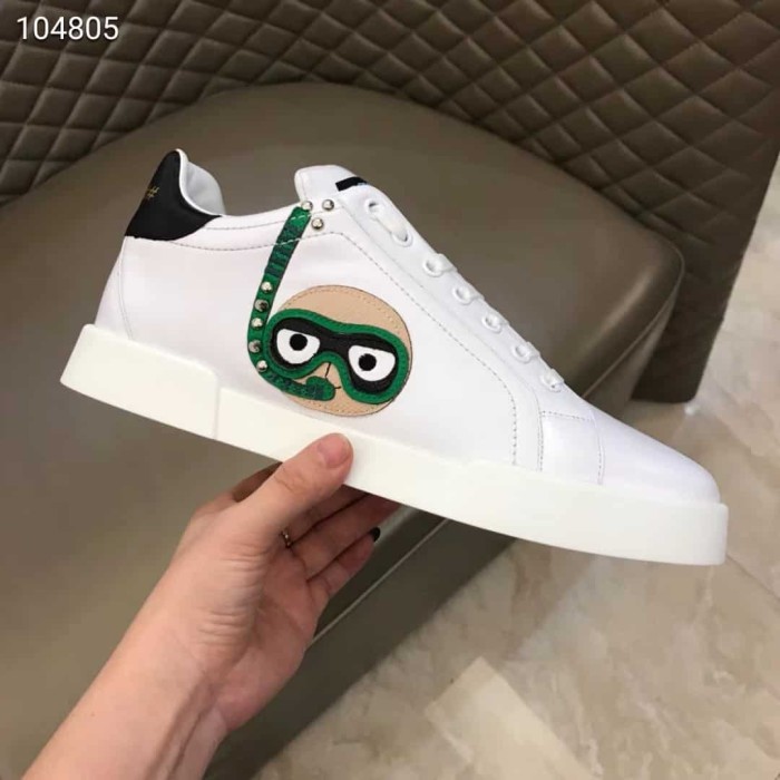 DOLCE    G@BB@N@ CALFSKIN PORTOFINO SNEAKERS WITH PATCHES OF THE DESIGNERS   DG2