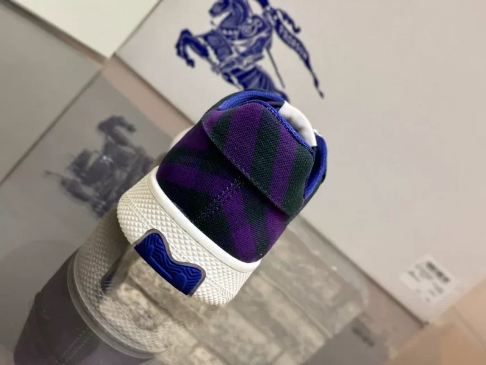 BURB5RRY TERRACE CHECK SNEAKERS   BBR103
