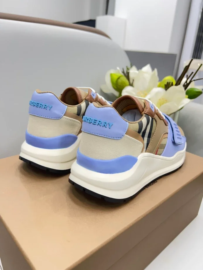 BURB5RRY VINTAGE CHECK SNEAKERS   BBR121