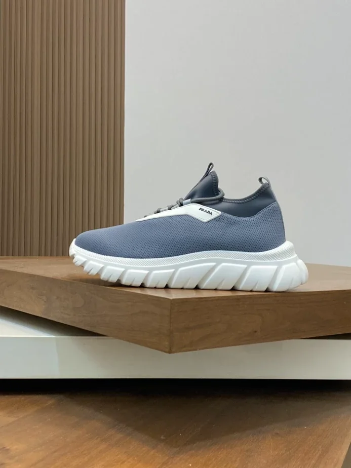 PR@DA@ SNEAKERS   PRD053