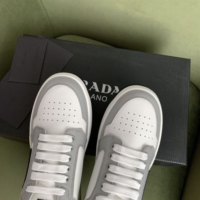 PR@DA@ DISTRICT SNEAKER WHITE GRAY   PRD090