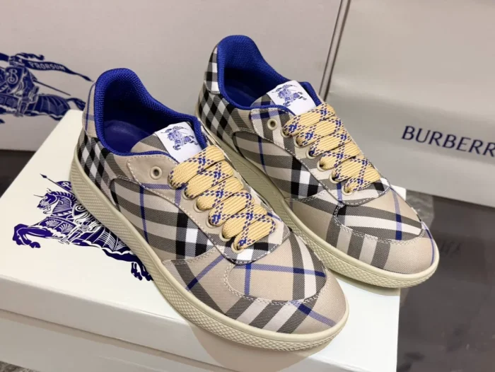 BURB5RRY TERRACE CHECK SNEAKERS   BBR095