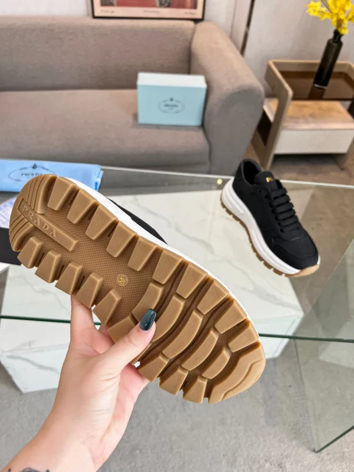 PRAX 01 DELAV SUEDE AND RE-NYLON SNEAKERS   PRD047