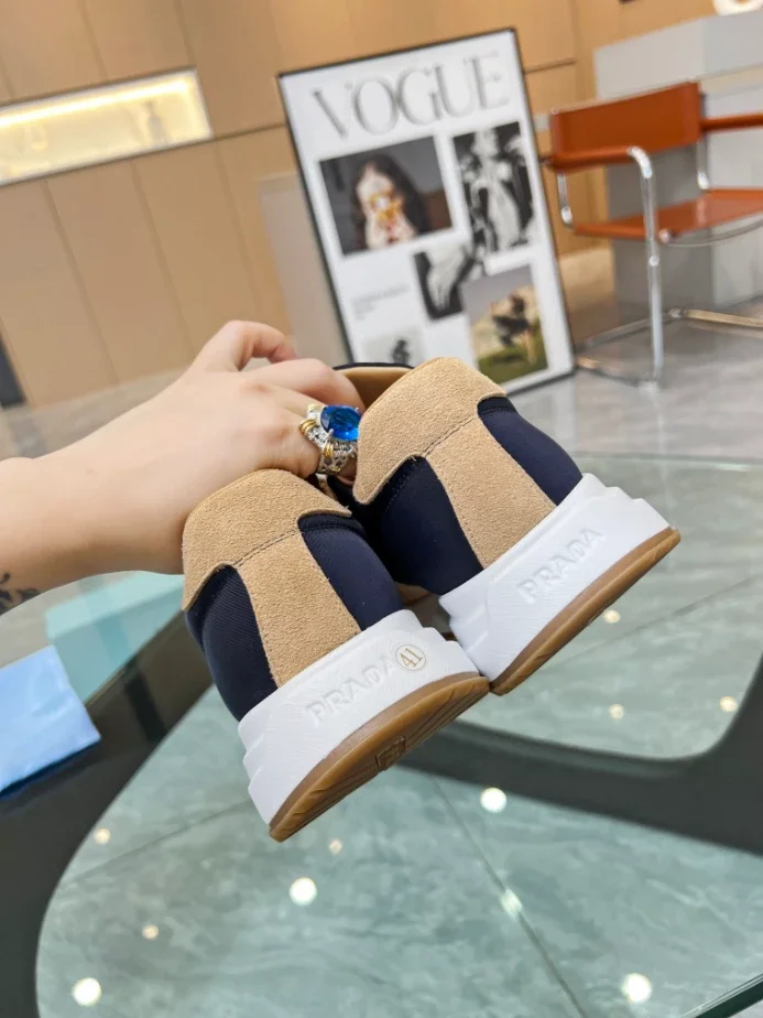 PRAX 01 DELAV SUEDE AND RE-NYLON SNEAKERS   PRD048