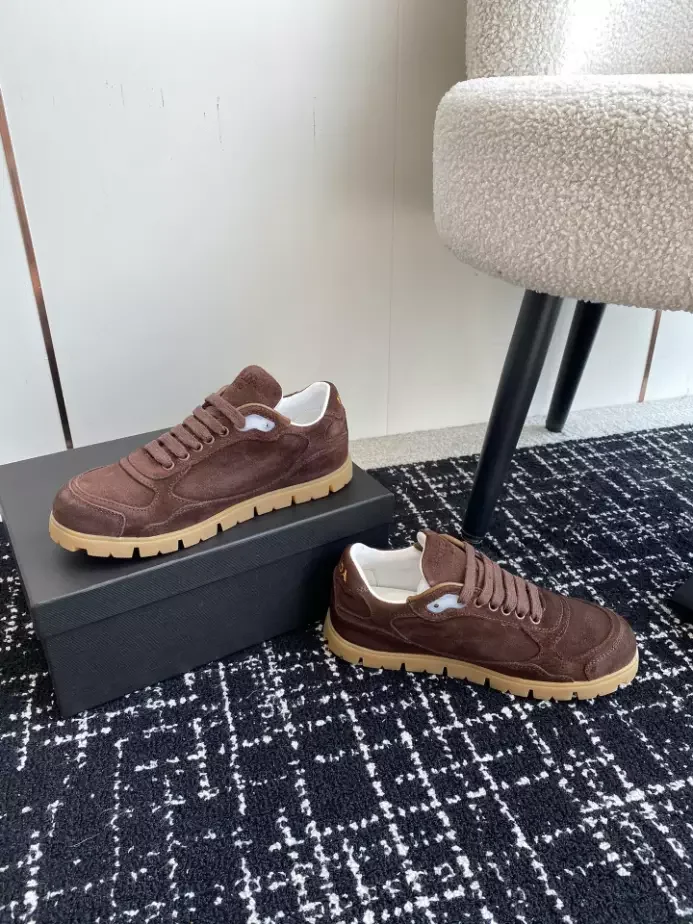 PR@DA@ TRAIL FADED SUEDE SNEAKERS IN DARK BROWN- PRD079