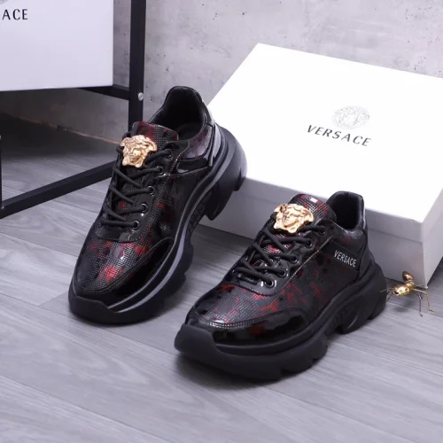 VERS@CE SNEAKERS   VS70