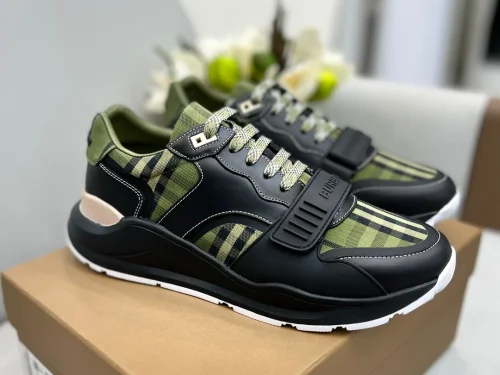 BURB5RRY VINTAGE CHECK SNEAKERS   BBR118