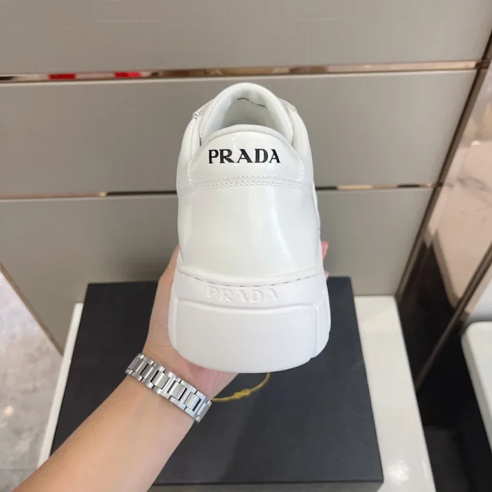 PR@DA@ LEATHER SNEAKERS   PRD033