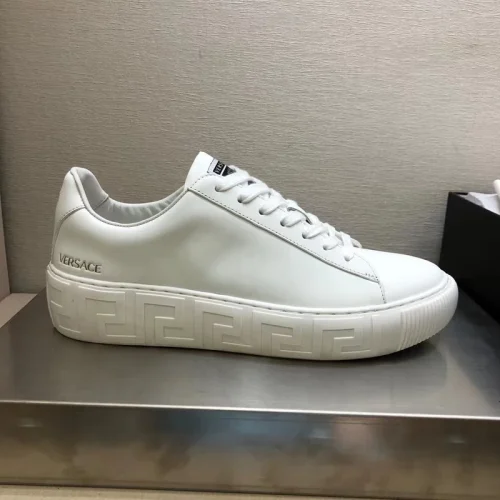 VERS@CE GRECA LOW TOP SNEAKERS   VS58