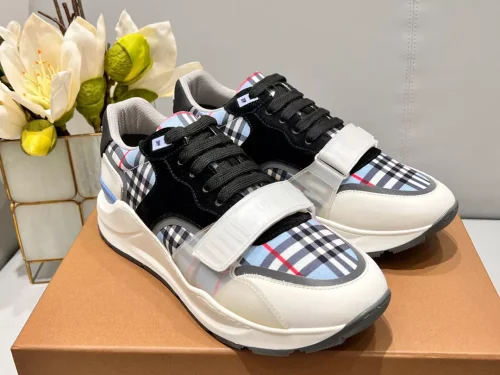 BURB5RRY VINTAGE CHECK SNEAKERS   BBR125