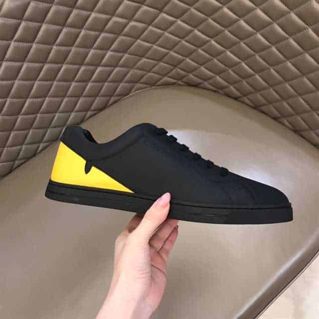 FEND1 CORNER BUGS LOW-TOP SNEAKERS   FD08