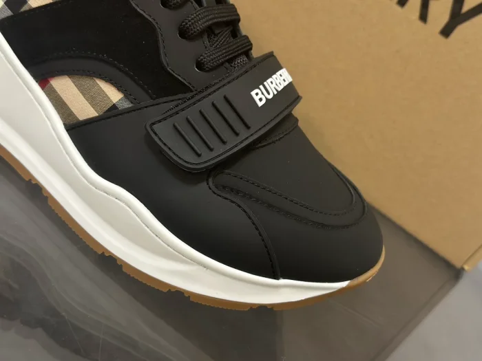 BURB5RRY VINTAGE CHECK SNEAKERS   BBR114