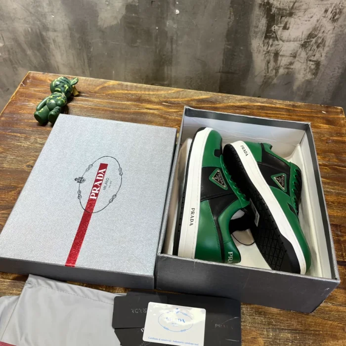 PR@DA@ DOWNTOWN LEATHER SNEAKERS GREEN   PRD092