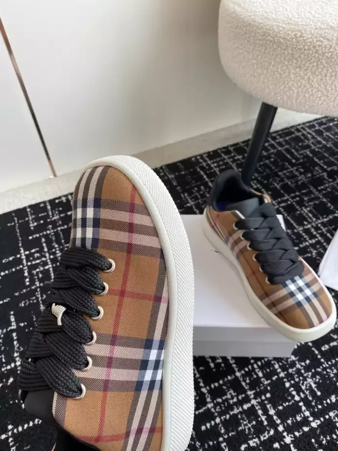 BURB5RRY RANGLETON CHECK SNEAKERS   BBR102