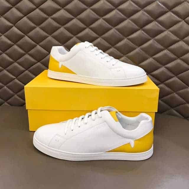 FEND1 CORNER BUGS LOW-TOP SNEAKERS IN WHITE   FD07