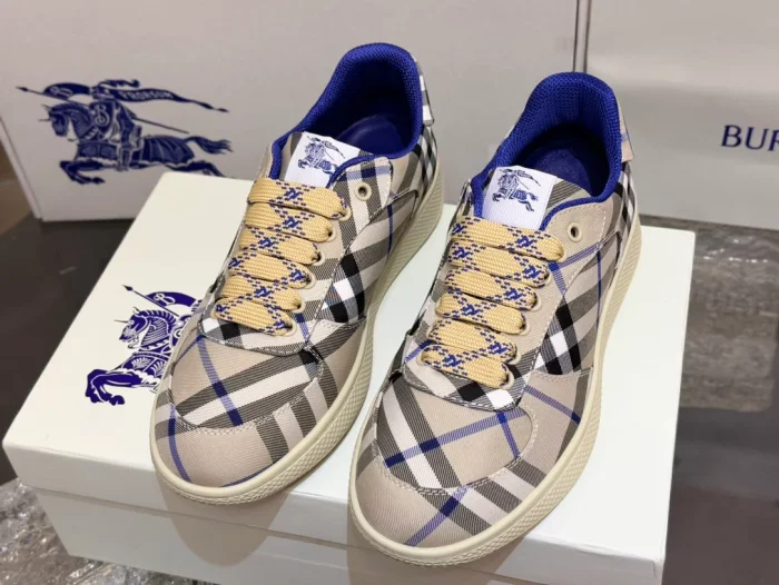 BURB5RRY TERRACE CHECK SNEAKERS   BBR095