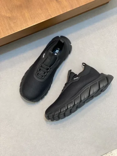 PR@DA@ SNEAKERS   PRD054