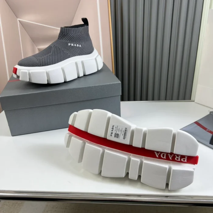 PR@DA@ SNEAKERS   PRD077