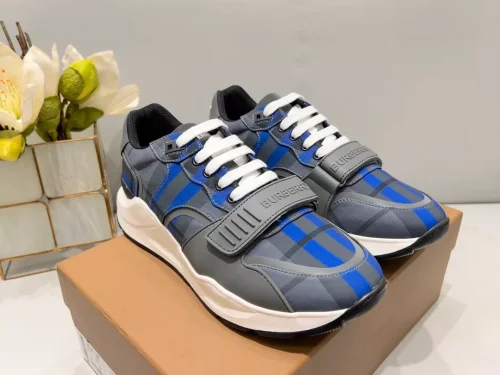 BURB5RRY VINTAGE CHECK SNEAKERS   BBR122