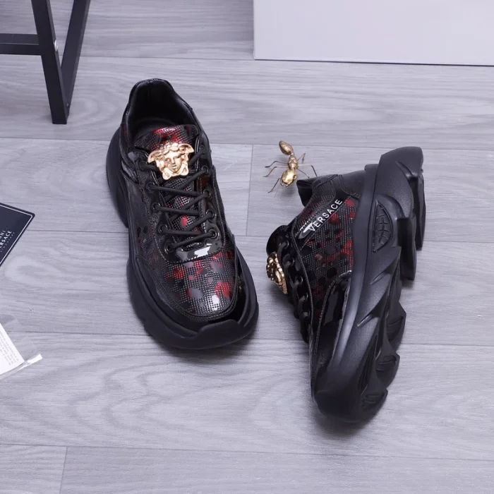 VERS@CE SNEAKERS   VS70
