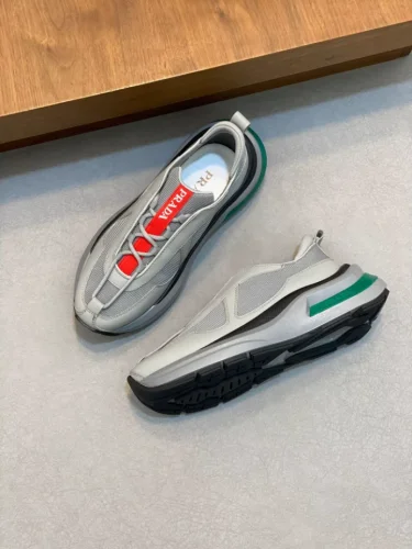 PR@DA@ SNEAKERS   PRD057