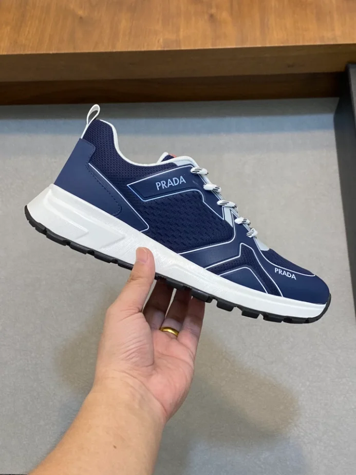 PR@DA@ SNEAKERS   PRD052