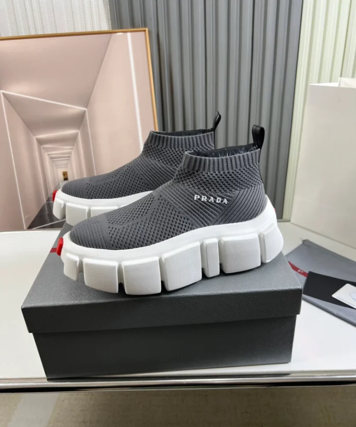 PR@DA@ SNEAKERS   PRD077