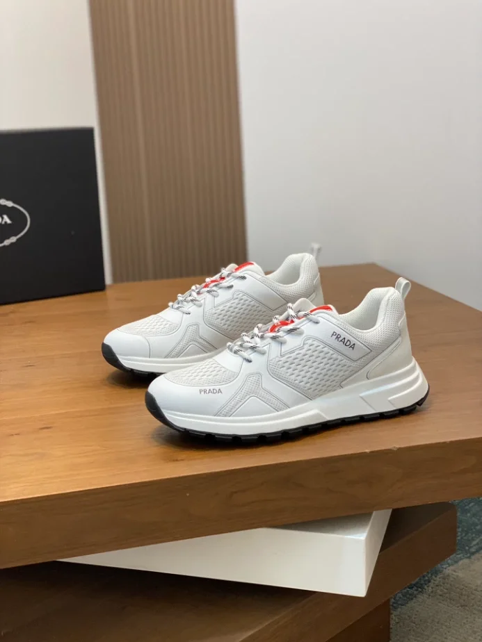 PR@DA@ SNEAKERS   PRD051