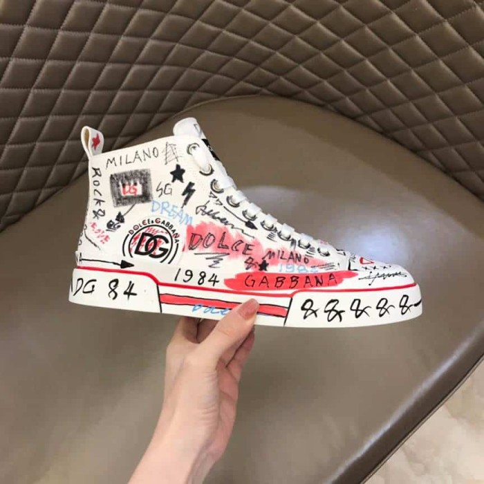 DOLCE AND  G@BB@N@ HAND-PAINTED GRAFFITI CANVAS PORTOFINO LIGHT MID-TOP SNEAKERS    DG111